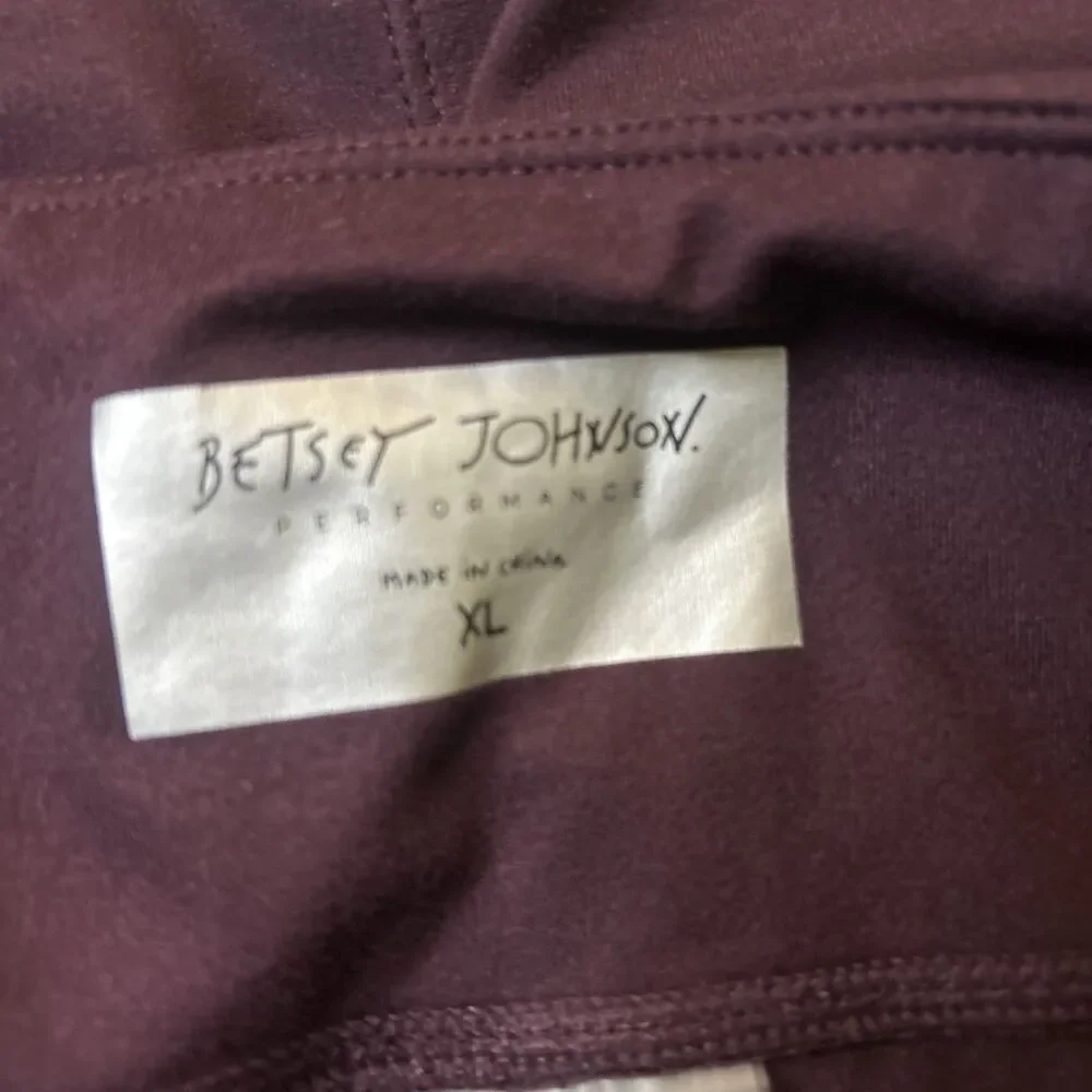 Betsy Johnson Performance Leggings capri purple embellished pull on size XL - Picture 5 of 12